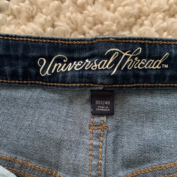 Universal Thread Jeans - Picture 3 of 6